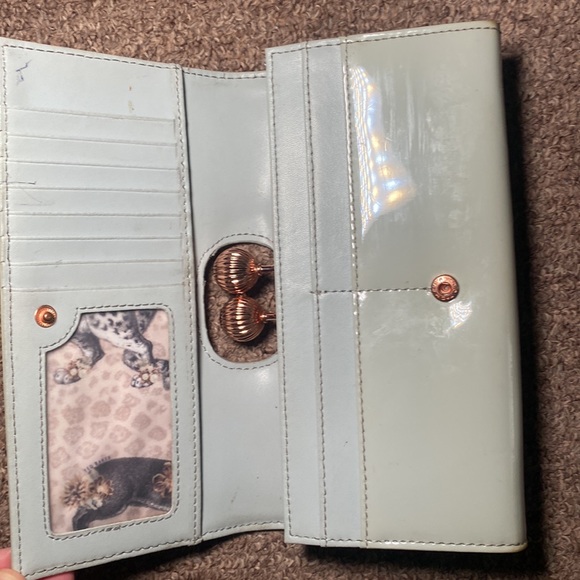 Ted Baker grey with whimsical pink rabbit design wallet rose gold accents - Picture 4 of 8